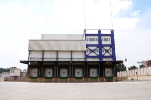 Almacén frigorífico de Emergent Cold LatAm en San Antonio, Chile, equipado con tecnología Blast Freezing para el congelamiento rápido de proteínas destinadas a la exportación.